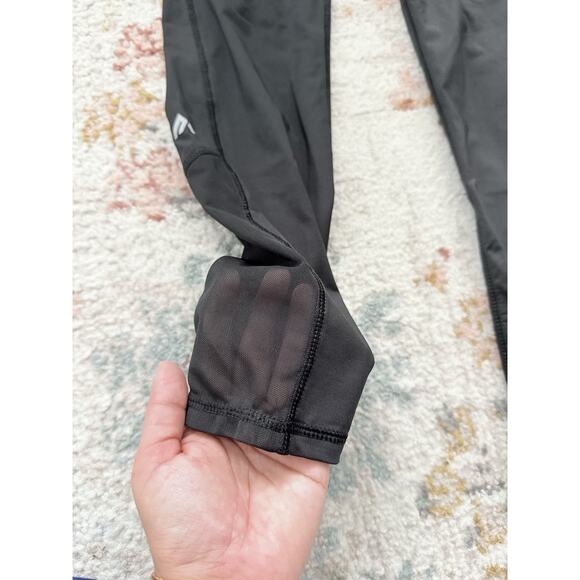 Alexo Athletica Women's Size XS Black Nylon Concealed Carry Cropped Leggings - Picture 3 of 15